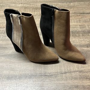 Multicolor booties 9